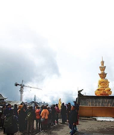 峨嵋山之行－金頂上的冰雪奇緣一覺元學會第四期會刊專題報導  (3).jpg