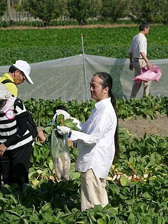 一覺元念佛班與上師有約--美濃蘿蔔趣 菜香並法香活動心得--馬健師姐 (2).jpg