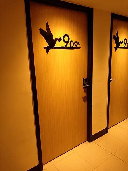 2019.11.30  Day2 高雄市-高雄站前郵館-木棉