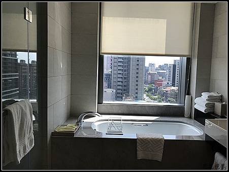 IMG_9240.jpga.jpg