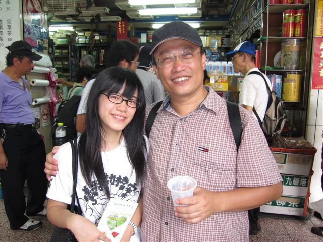洪榮成和女兒萬華史蹟巡禮第三次(2011.7.16)IMG_3149.JPG