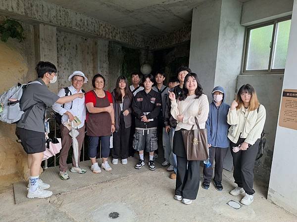 國立聯合大學文觀系二年級學生參訪塯公圳取水口暨新店褒忠義民廟