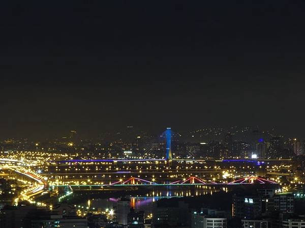 曉山青夜景 - 新北環快橋之美