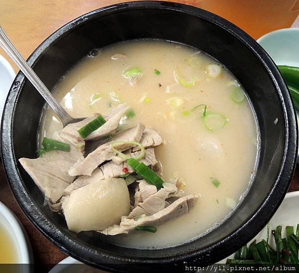 雙胞胎豬肉湯飯