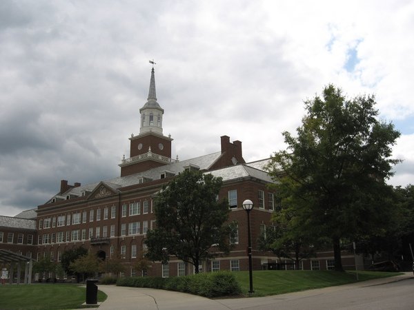 McMicken Hall (2).JPG