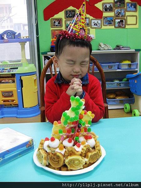 20130119 Yu-Syuan 3 Bday Party at school-3.jpg