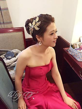 台北新娘秘書Lily左永立 韓式新娘造型 自助婚紗造型  新娘化妝造型 海外新秘服務  林莉婚紗