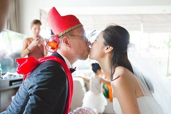 峇里島婚禮新秘 新娘典雅婚紗造型  巴里島婚禮 海外自助婚紗造型  新娘化妝造型 海外婚禮婚紗造型 整體時尚彩妝造型 個人彩妝教學 海島婚禮 BaliWedding overseawedding 戶外證婚