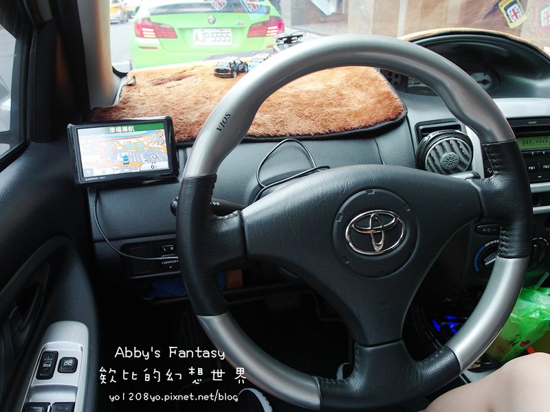 SCOSCHE 磁鐵式手機架0911 (1).jpg