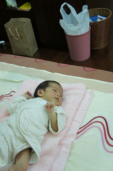 17. 妳們是誰.jpg