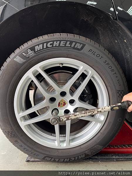 PORSCHE Macan 後來令片更換