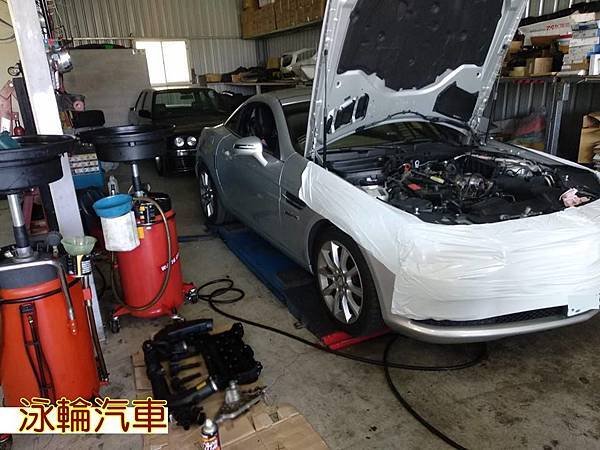 泳輪汽車SLK200更換w204凸輪軸 (2).jpg