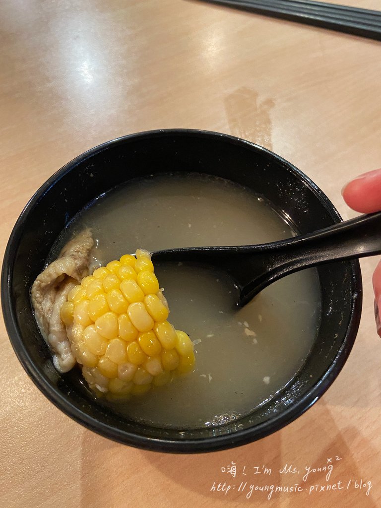 百元美食挑戰10－「台中．西區」魚日內人-炸蛋魯肉飯專賣店