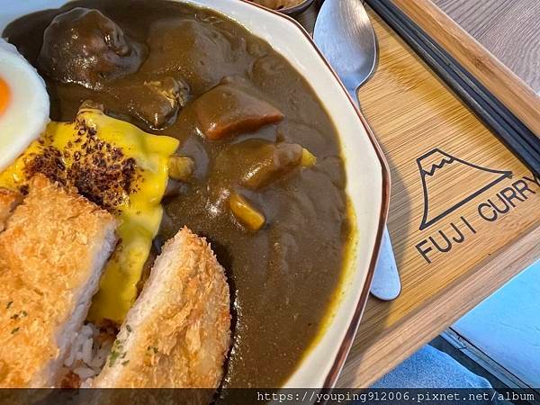 台北大安區｜富士咖哩 Fuji Curry，份量夠且是偏大人