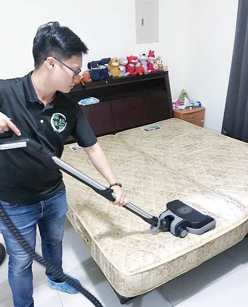 清潔床墊 - 2 - 裁.jpg