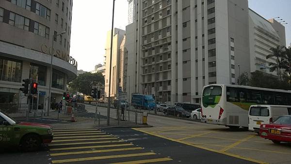 皇后大道東路口