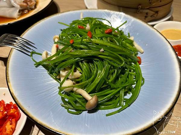 台北美食推薦｜內湖港式 裝潢純白舒適 餡料飽滿港式餐點 華漾 DIM SUM