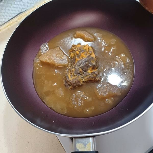 [體驗] 新上市 老協珍牛肉麵 獨創滾刀塊切法 好吃到會上癮