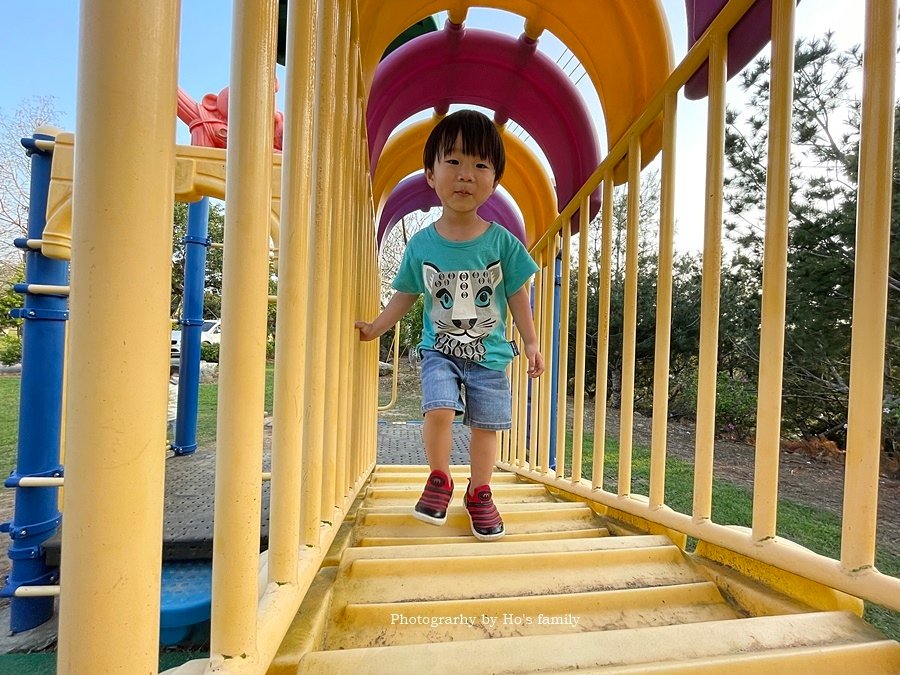 苗栗露營推薦》藍鵲渡假莊園～免裝備！露營車哈比屋，戲水池烤肉33.JPG