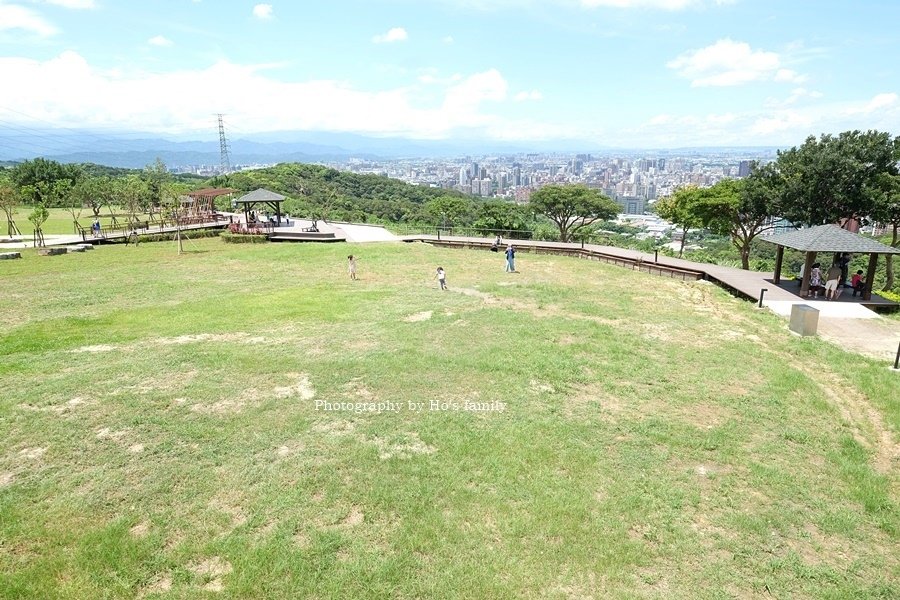 桃園虎頭山環保公園》桃園賞夜景16.JPG