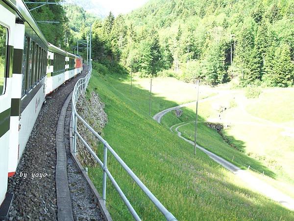 拍到火車轉彎之景 321.jpg