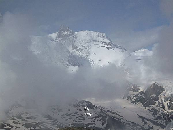 馬特洪峰附近的高山 828.jpg