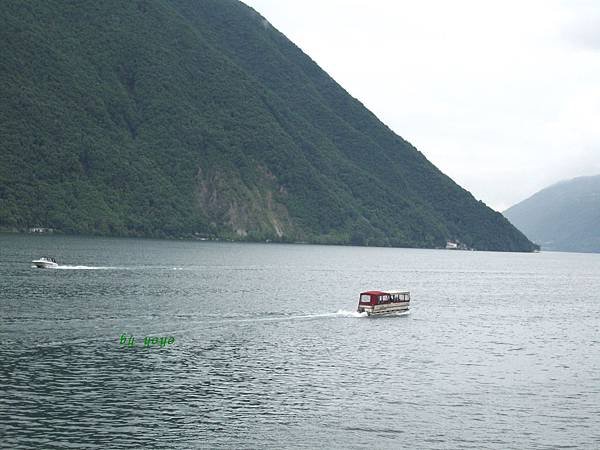 觀賞盧加諾湖偶之二 1036.jpg