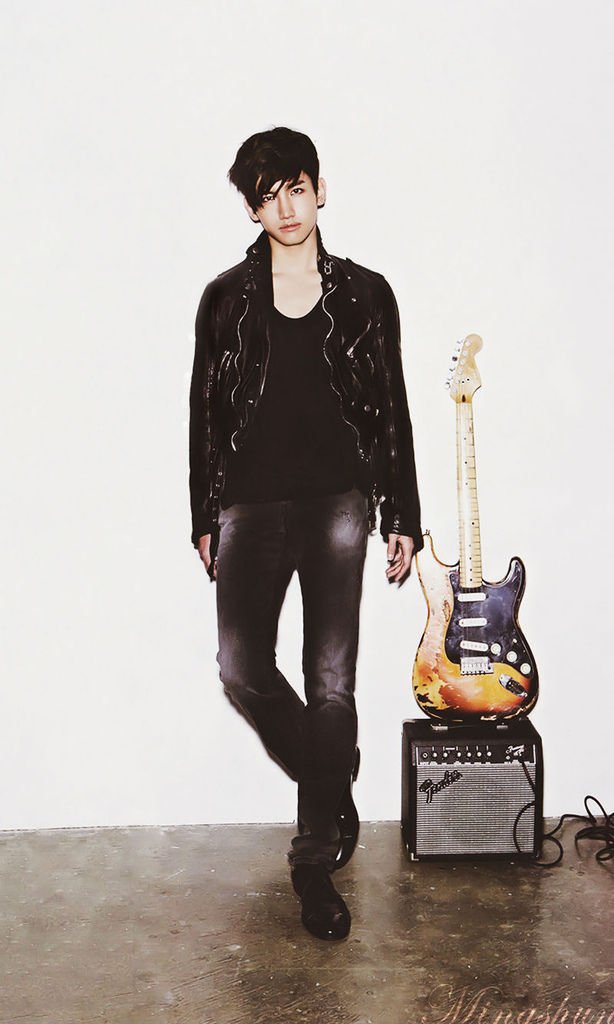 120229  CM8 HIGH CUT_ROCK