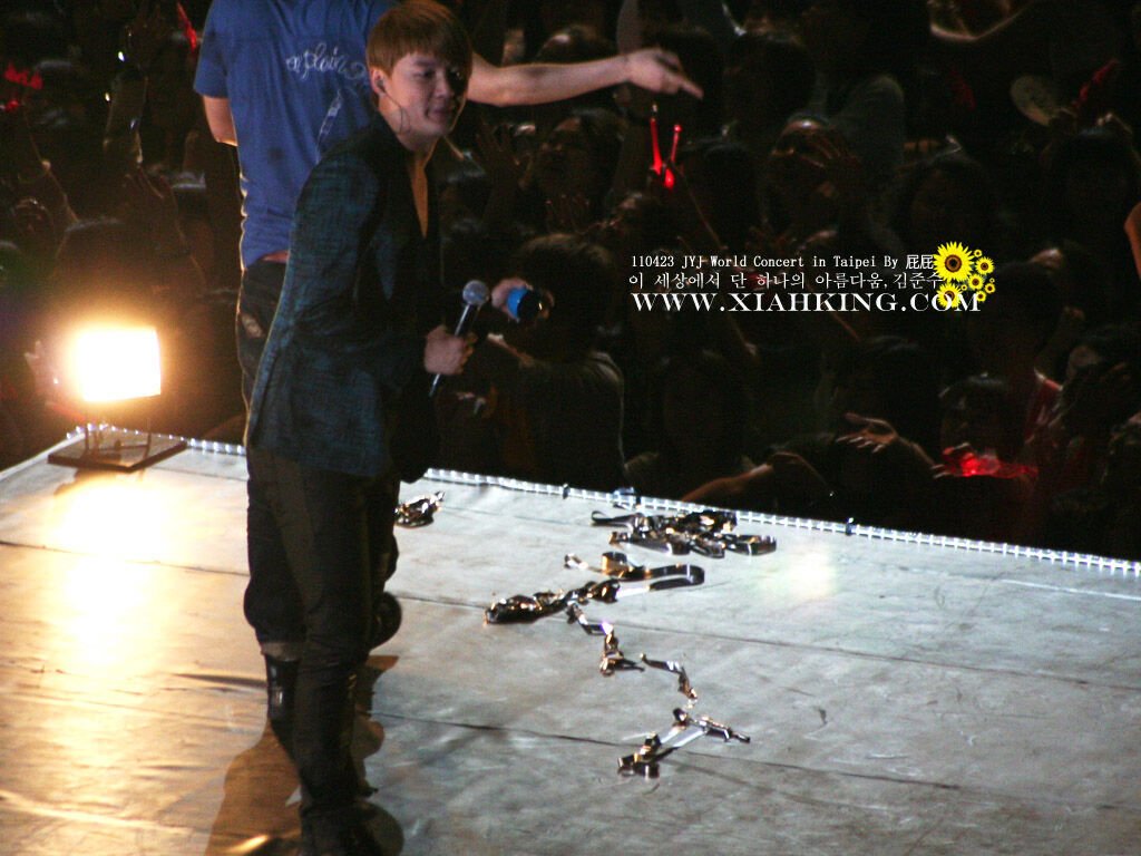 110430  XQ16 JS JYJ 台北CON 2.jpg