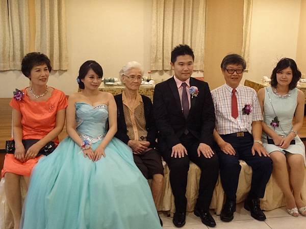 士軒結婚(103.4.26)_050.JPG