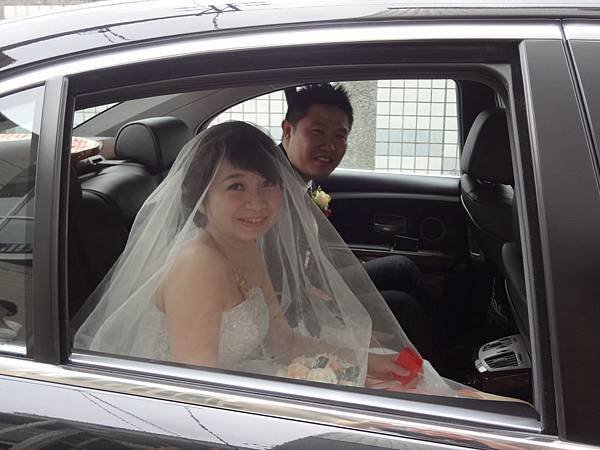 士軒結婚(103.4.26)_018.JPG