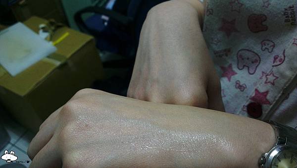 資生堂美透白奇蹟淡斑精華+新艷陽‧夏360°全罩防晒露