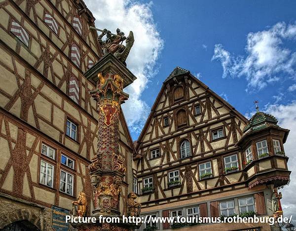 RTS_Marienapo_Georgbrunnen_Tanzhaus_WP_03