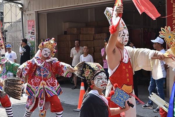 己亥年嘉義民生社區二聖宮建宮二十周年慶暨往笨港口港口宮謁祖回鑾遶境大典