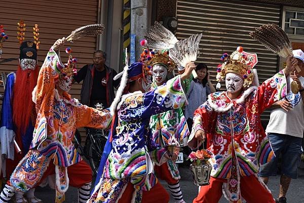 己亥年嘉義民生社區二聖宮建宮二十周年慶暨往笨港口港口宮謁祖回鑾遶境大典