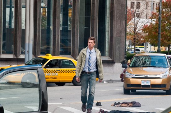 vanishing-on-7th-street-review.jpg