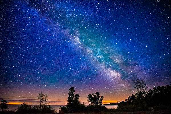 featured-photo-galaxy-lake.jpeg