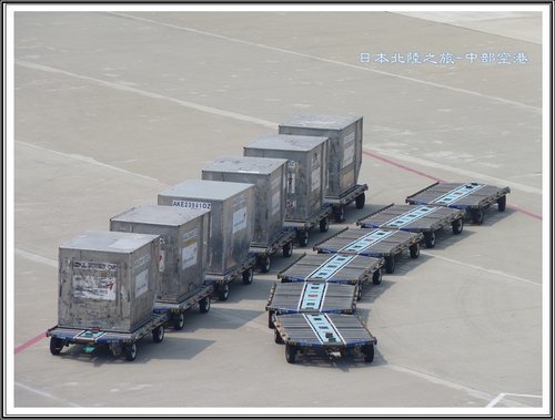 2012日本北陸之旅~中部國際機場看飛機起降%26;機上簡餐 06