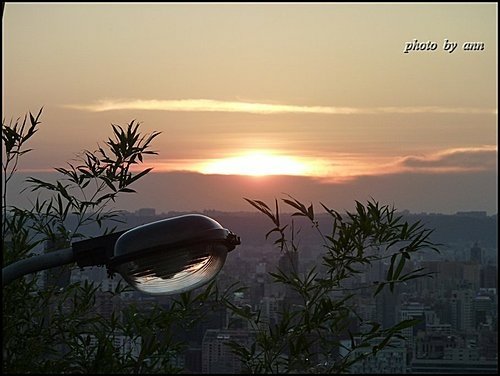 二登象山~看10111.jpg