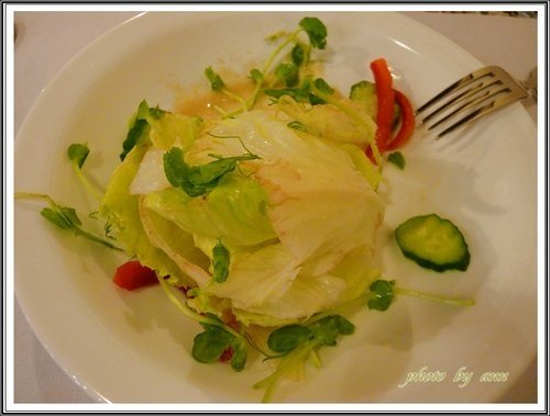 Mr.Onion牛排餐廳-台北京站05.jpg