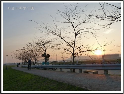 大臺北都會公園~蘆洲微風園區11.jpg