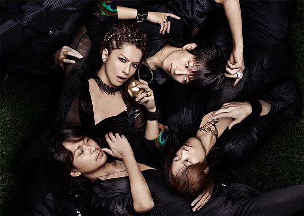 news_large_larcenciel_20110910.jpg