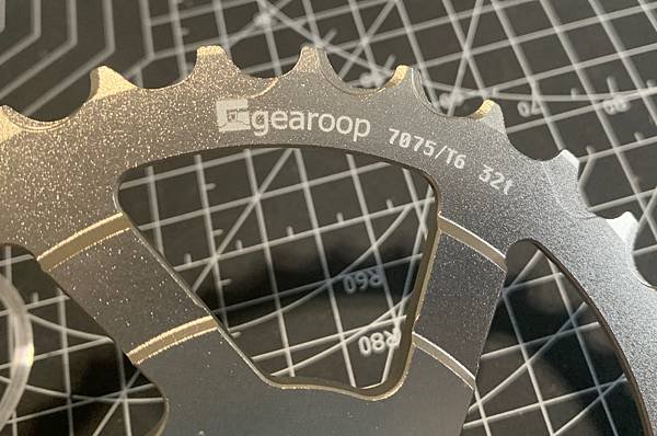 【公路車裝備】Gearoop 32T飛輪改裝片｜不落地神器?