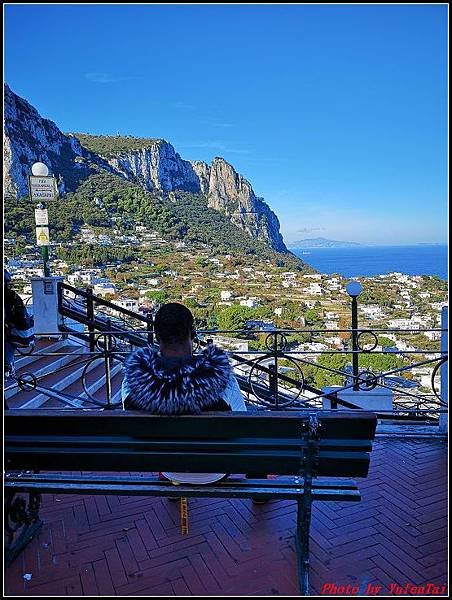 義大利day7-3 空中纜車(Chair lift)鳥瞰卡布里島000019.jpg