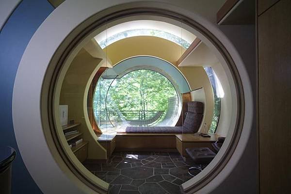 circular-doorway-hallway-design-inspiration.jpeg