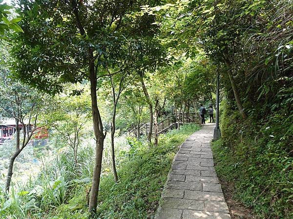 《台北市》幽靜的虎山溪步道~虎山環狀步道2， 半日漫慢遊(更