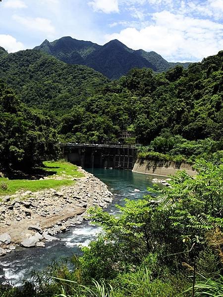 《新北烏來》內洞國家森林遊樂區~ 3條步道，順時鐘走法較不累