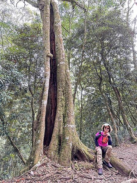 LINE_ALBUM_鳶嘴山～香手機_221115_1_0.jpg