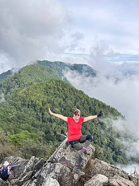 LINE_ALBUM_鳶嘴山～香手機_221115_5.jpg