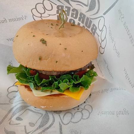 Burger Yellow 鹿肉漢堡
